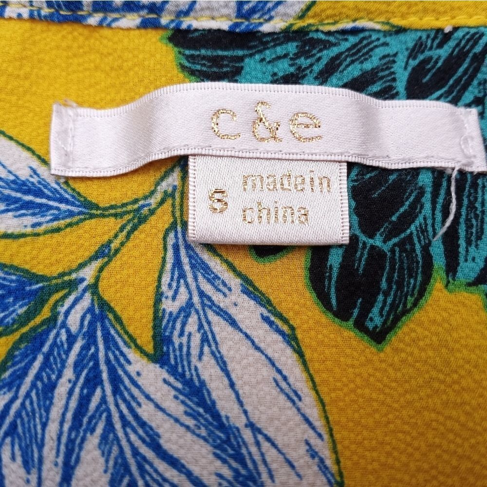 C&e Multicolored Sleeveless Floral Blouse SCondi - Picture 2 of 8